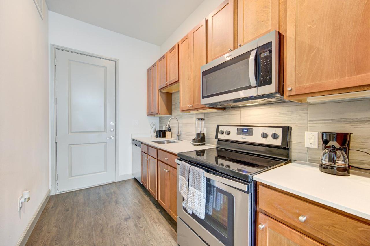 Trendy Downtown 1Bd/Freeparking/Wi-Fi/Pool Apartment Houston Exterior photo